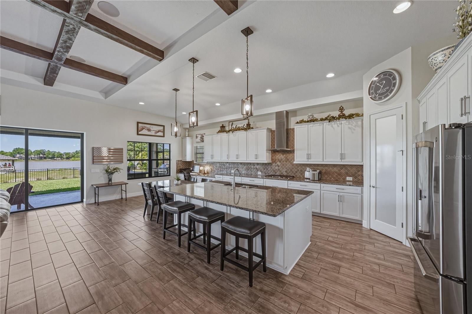 PRISTINE LAKE PRESERVE - Residential