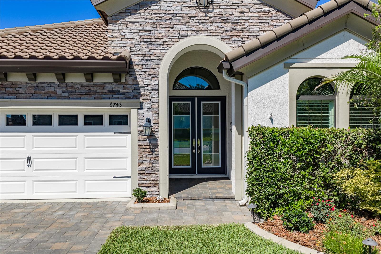 PRISTINE LAKE PRESERVE - Residential