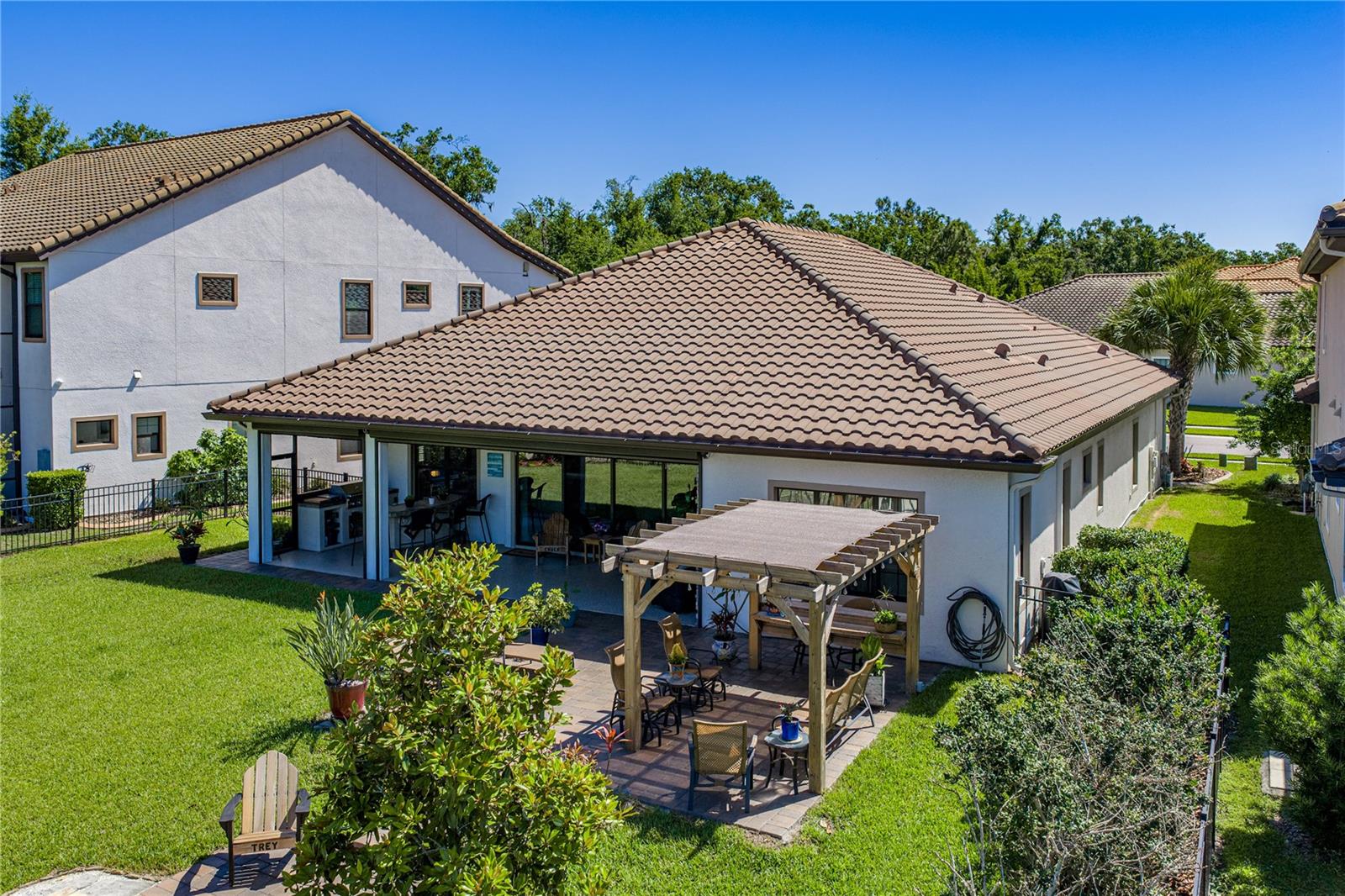 PRISTINE LAKE PRESERVE - Residential