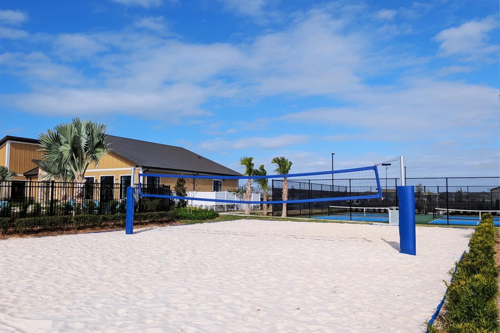 RANCHES/LK MCLEOD I - Residential Lease