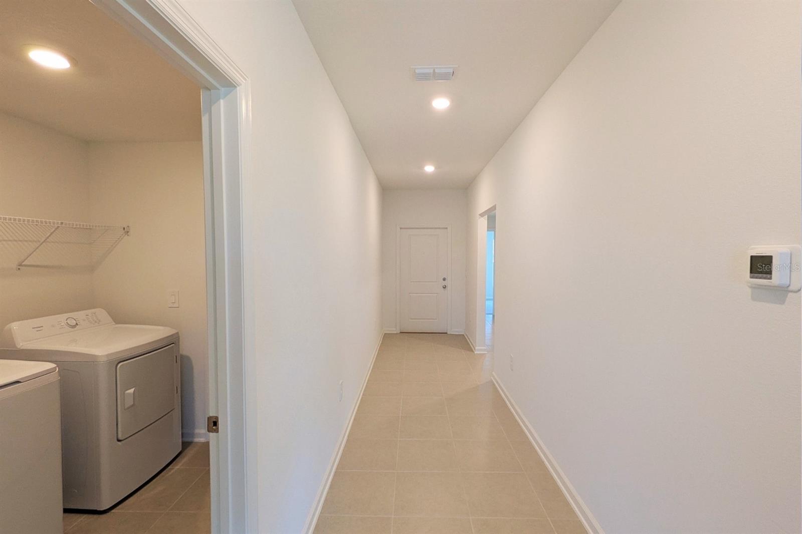 RANCHES/LK MCLEOD I - Residential Lease