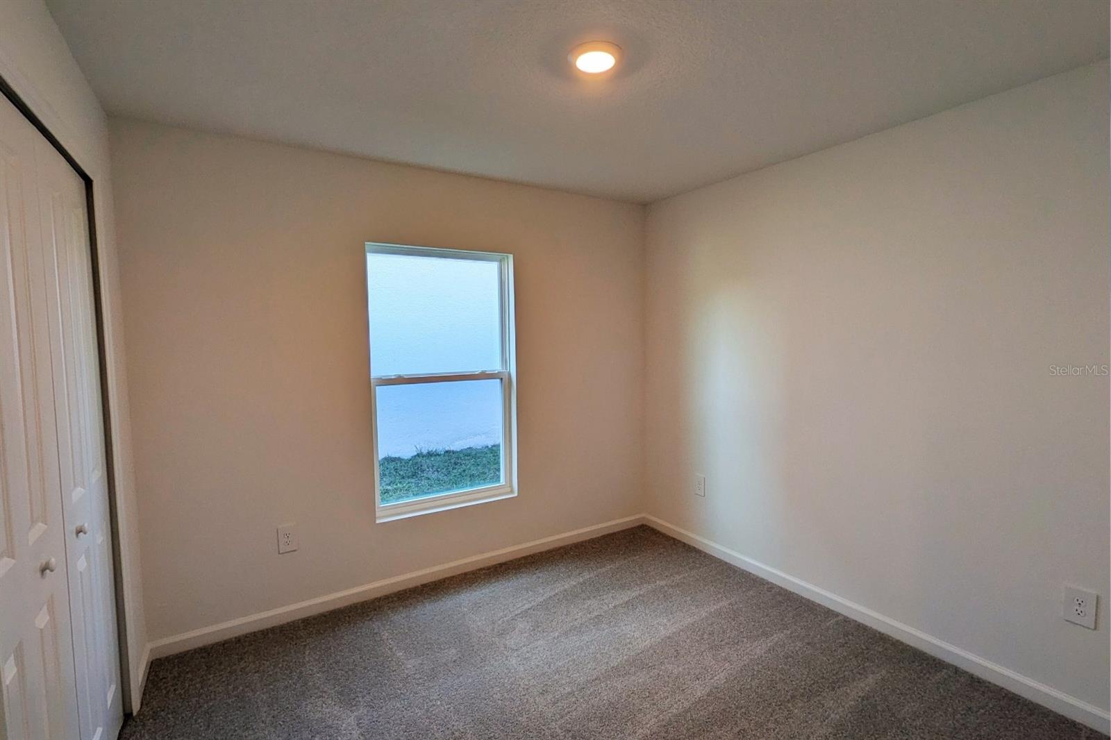 RANCHES/LK MCLEOD I - Residential Lease