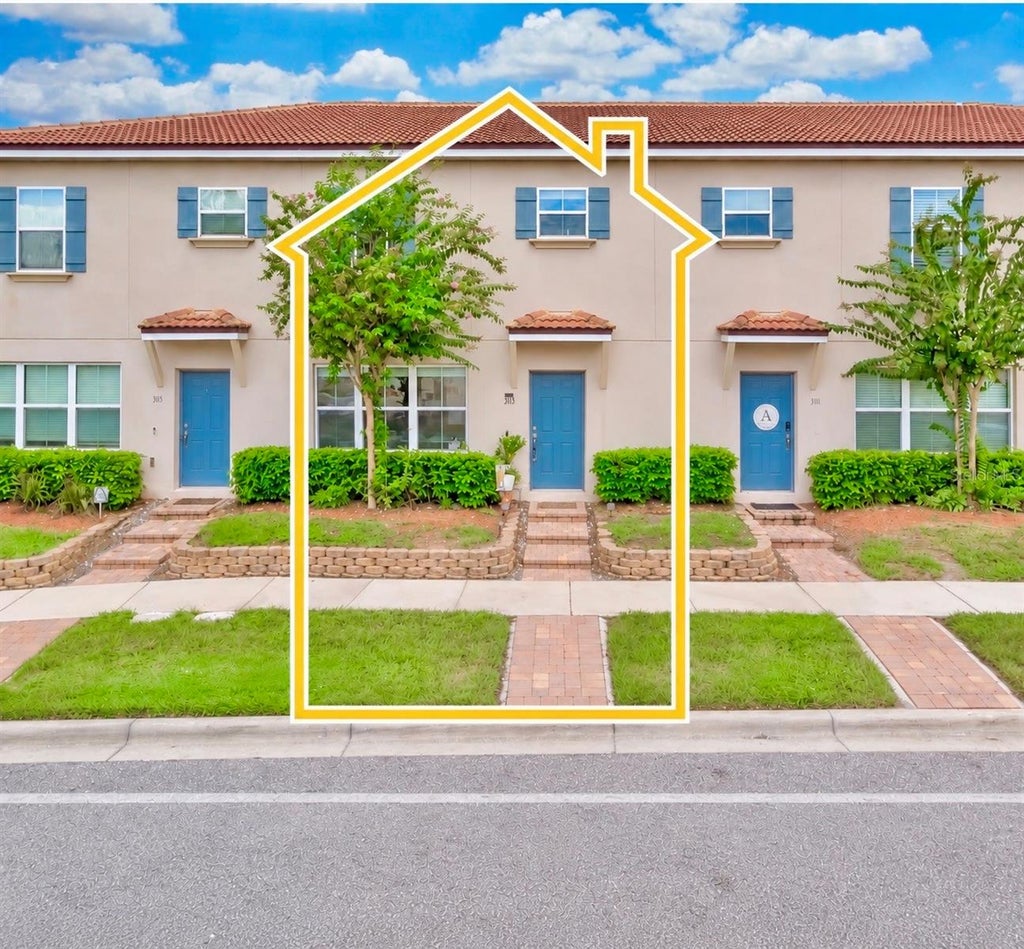 Photo of 3113 Via Otero Drive, Kissimmee, FL 34744 (MLS # O6441843)