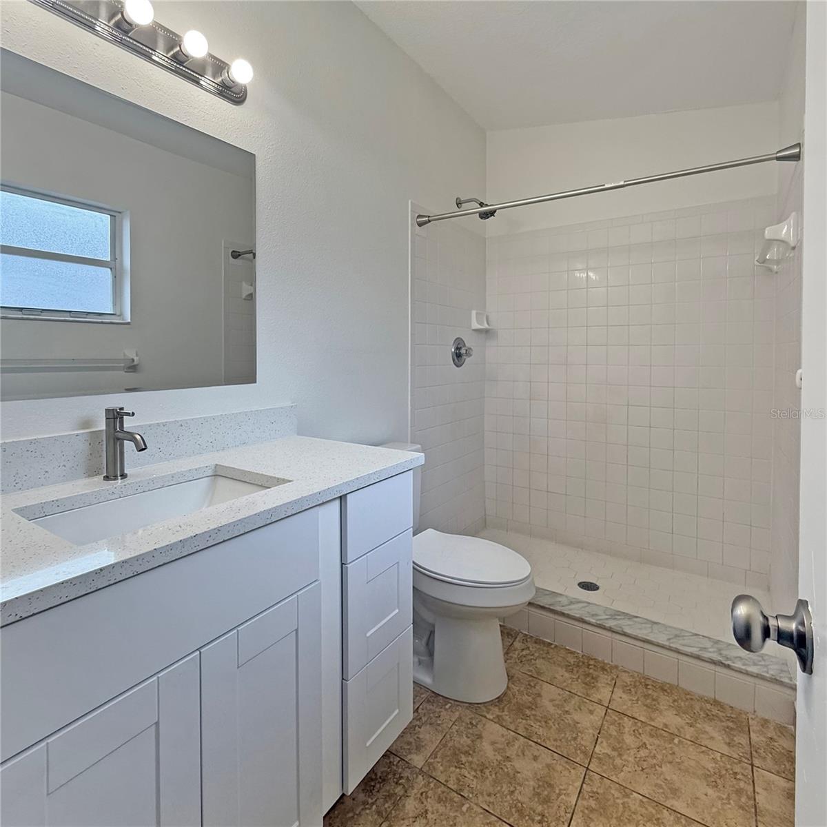 PLANTERS WALK PH 03 - Residential Lease