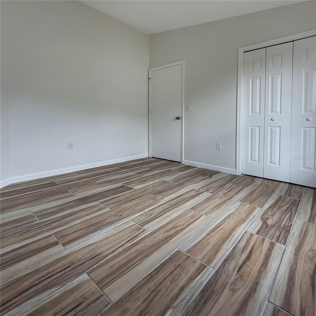 PLANTERS WALK PH 03 - Residential Lease