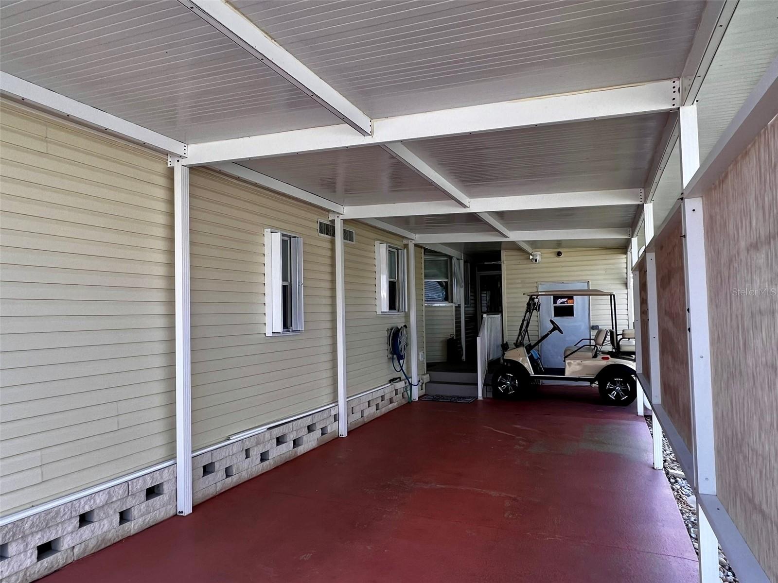 BUTTONWOOD VILLAGE - Residential