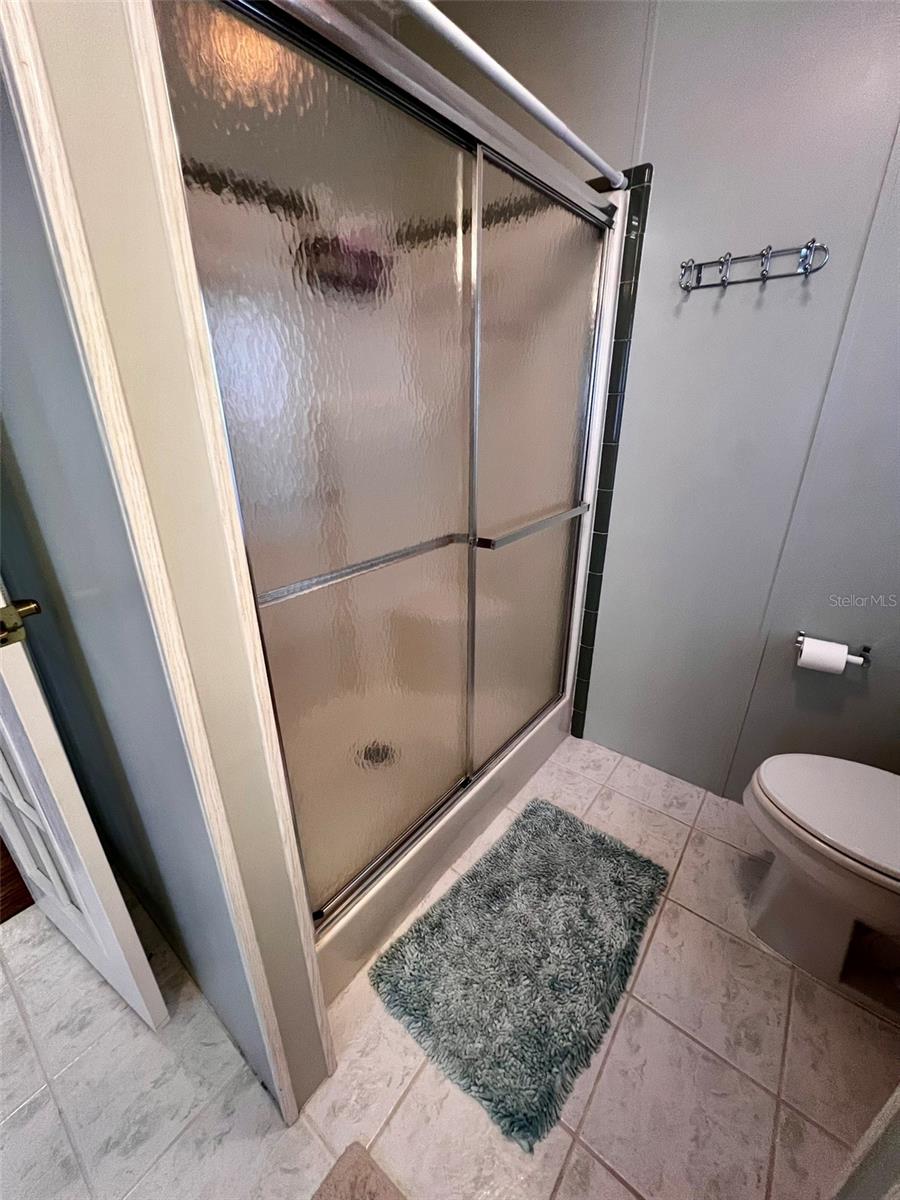 BUTTONWOOD VILLAGE - Residential