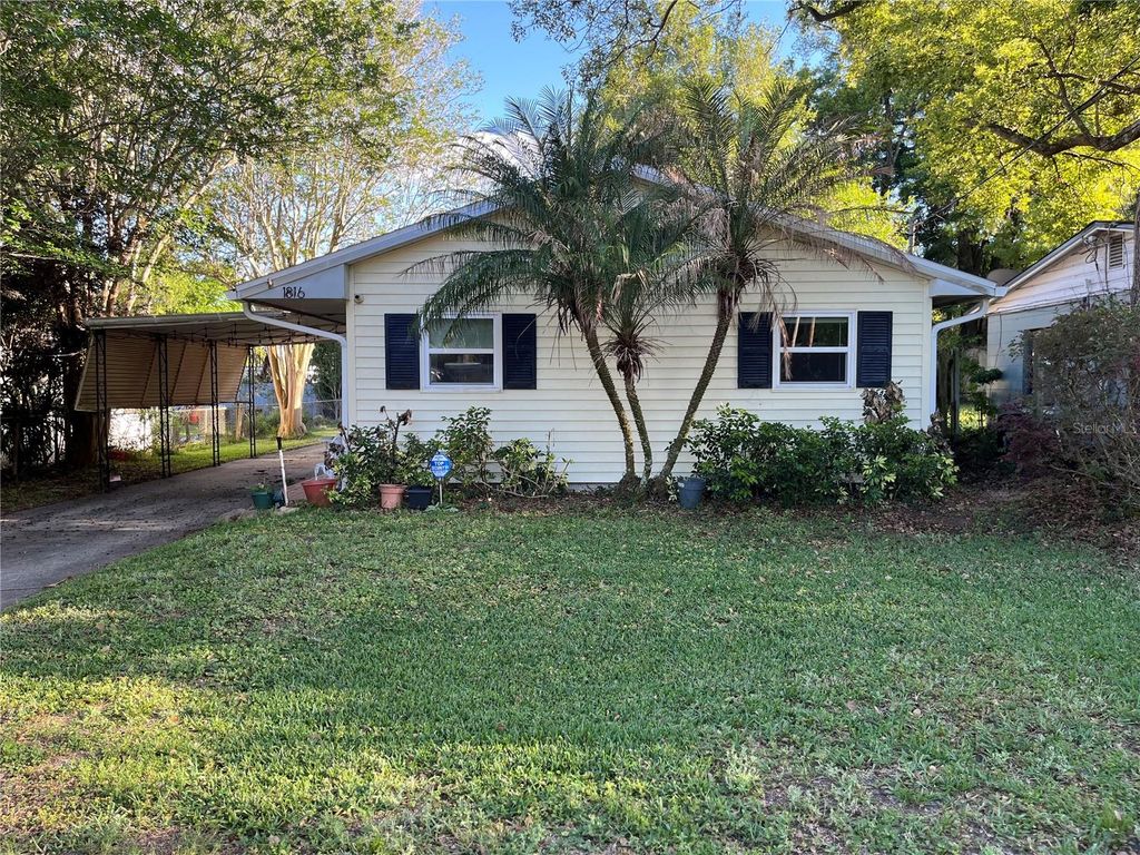 Photo of 1816 Weeks Avenue, Orlando, FL 32806 (MLS # O6399472)