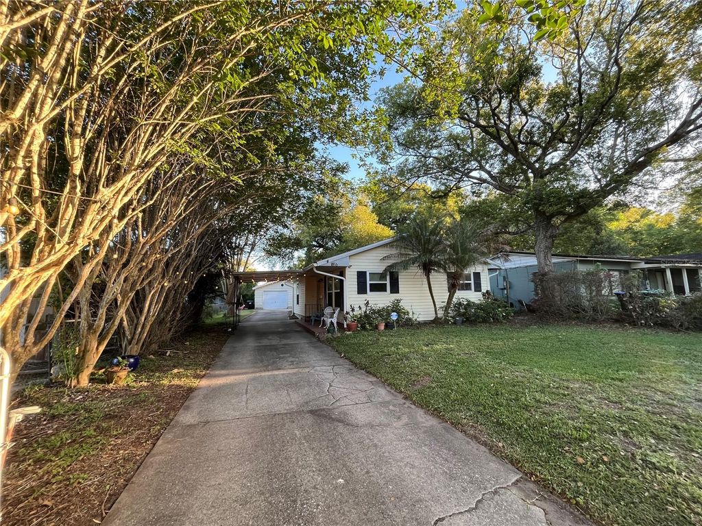 Photo of 1816 Weeks Avenue, Orlando, FL 32806 (MLS # O6399472)