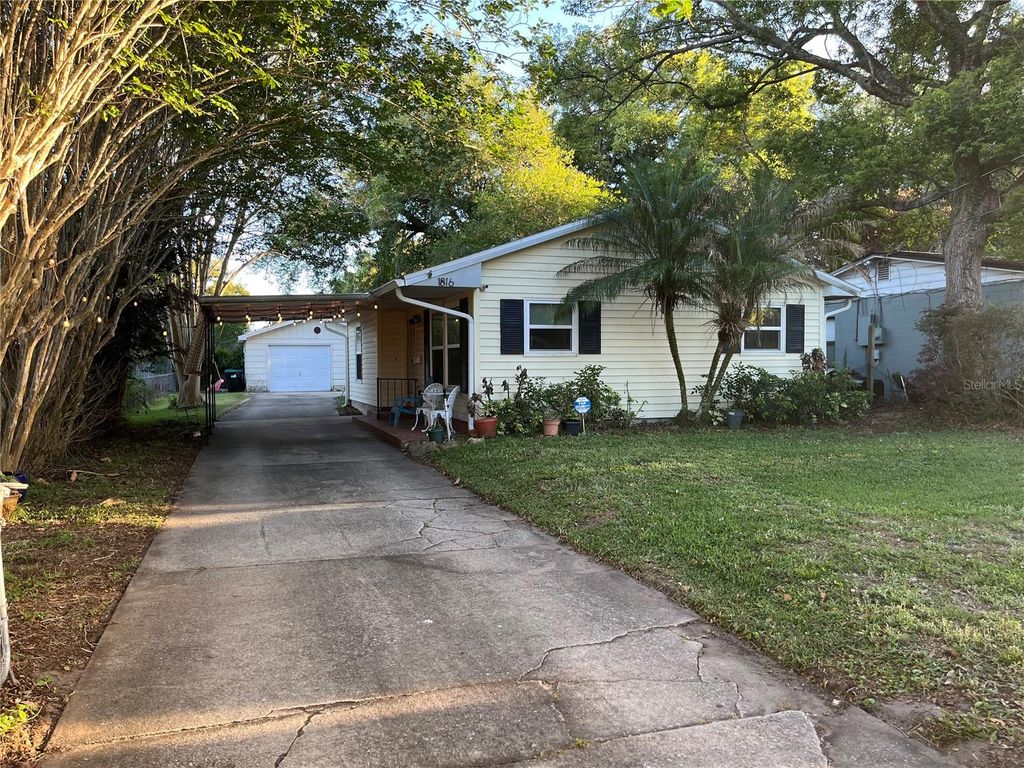 Photo of 1816 Weeks Avenue, Orlando, FL 32806 (MLS # O6399472)