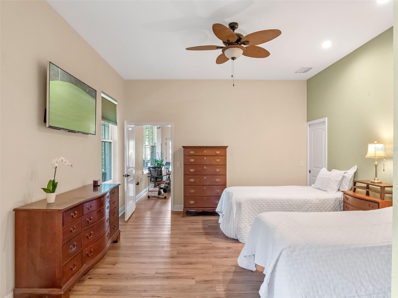 SUGARLOAF MEADOW SUB - Residential