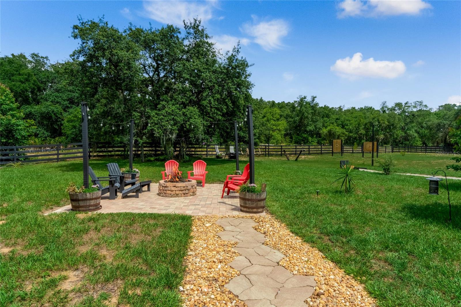 SUGARLOAF MEADOW SUB - Residential