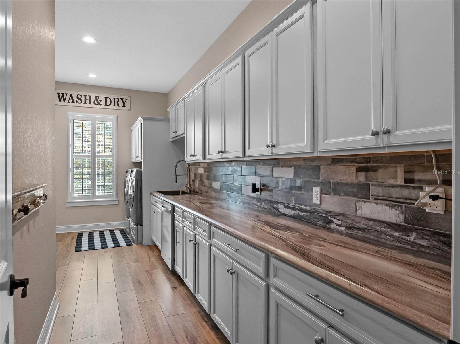 SUGARLOAF MEADOW SUB - Residential