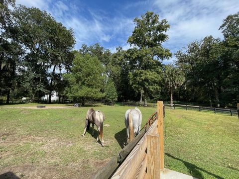 Tiny photo for 2309 SW 66th Street, Ocala, FL 34476 (MLS # OM711135)