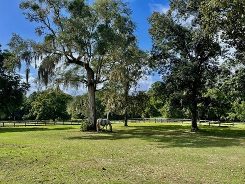 Tiny photo for 2309 SW 66th Street, Ocala, FL 34476 (MLS # OM711135)