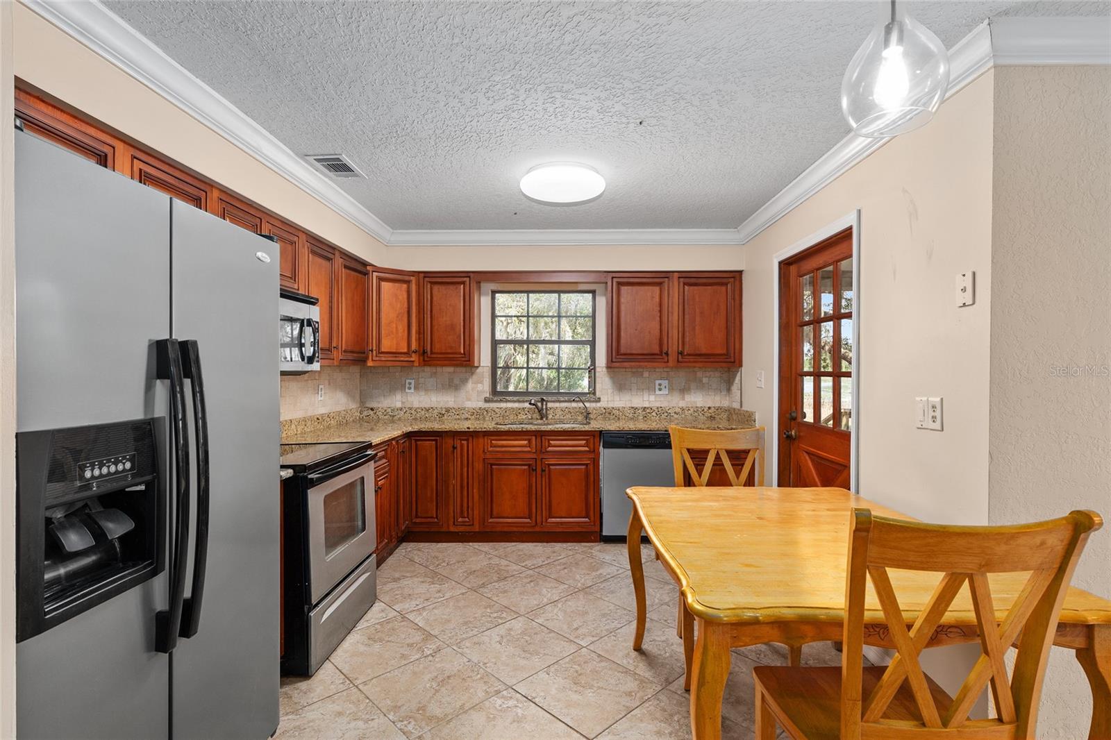 NON SUBDIVISION - Residential