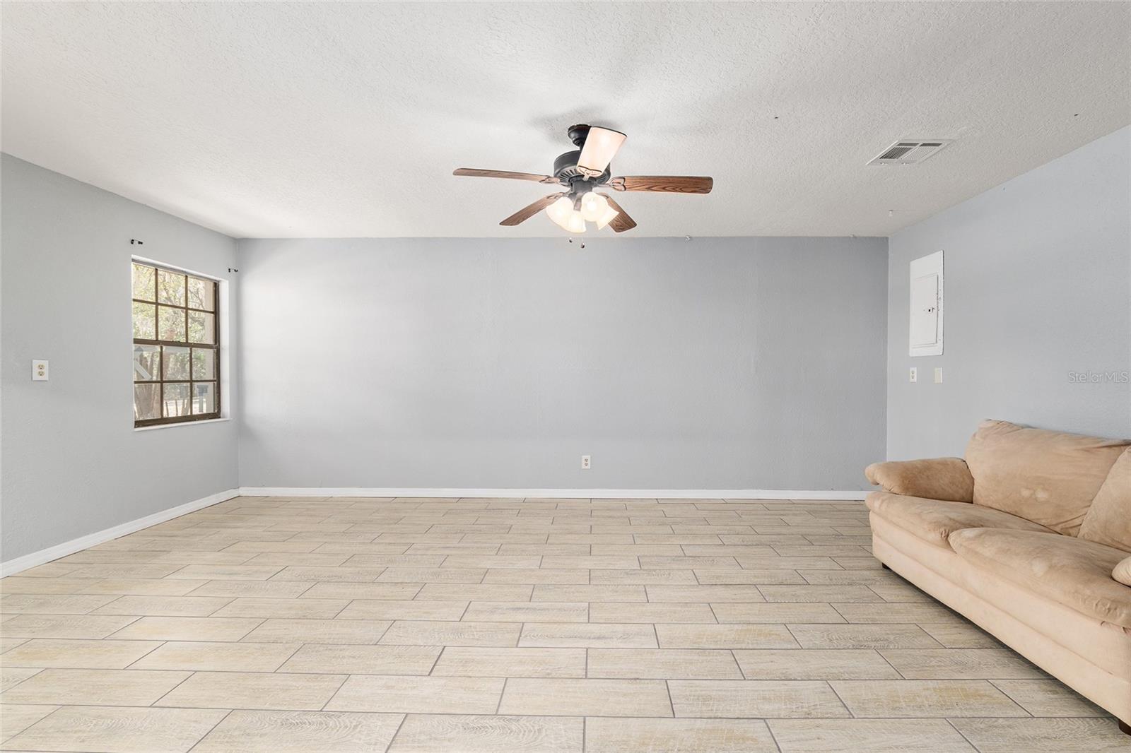 NON SUBDIVISION - Residential