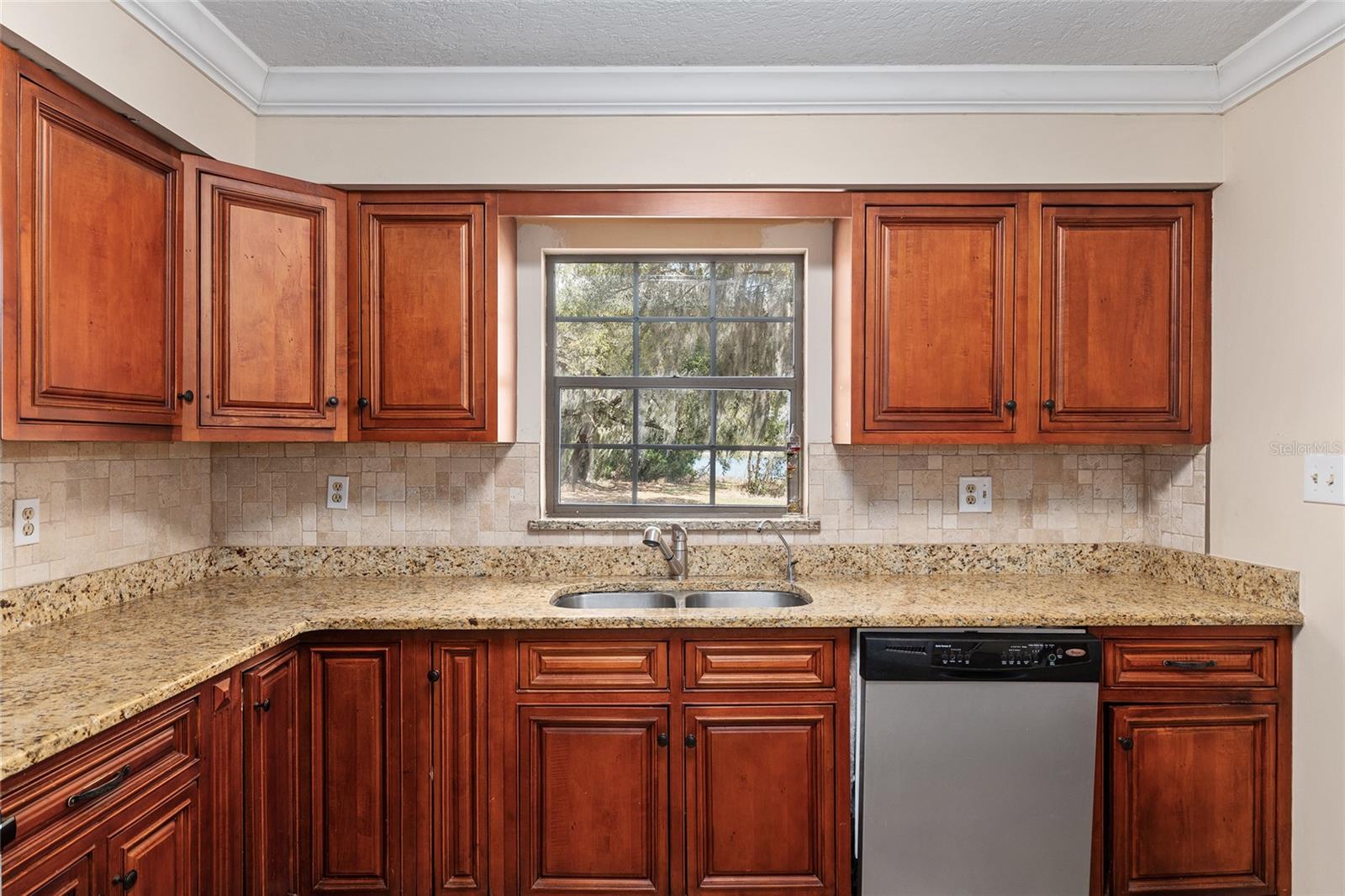 NON SUBDIVISION - Residential