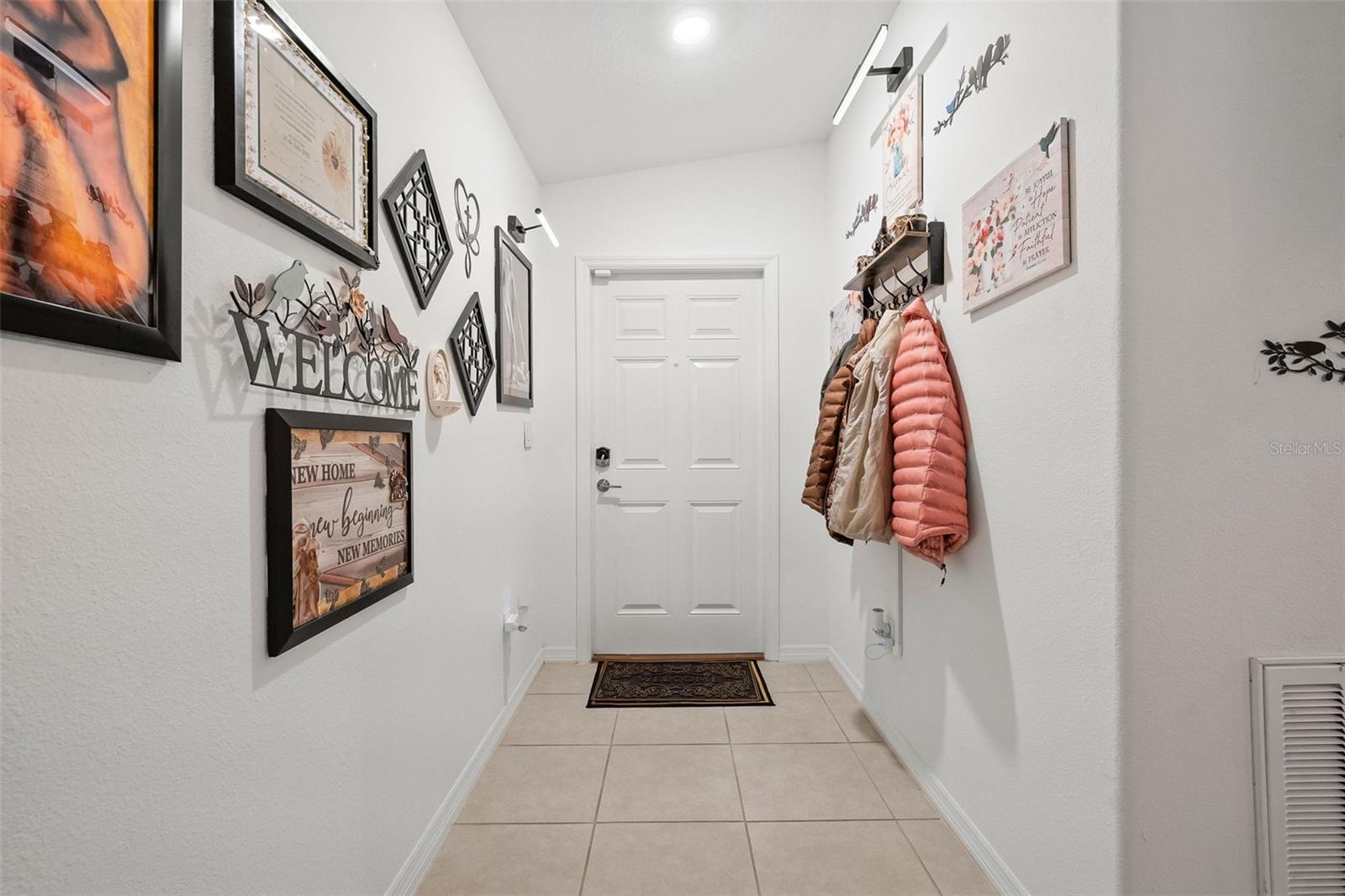 SADDLE CREEK - Residential