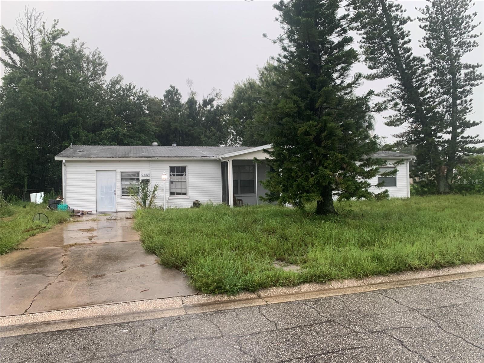1908 51ST AVENUE W