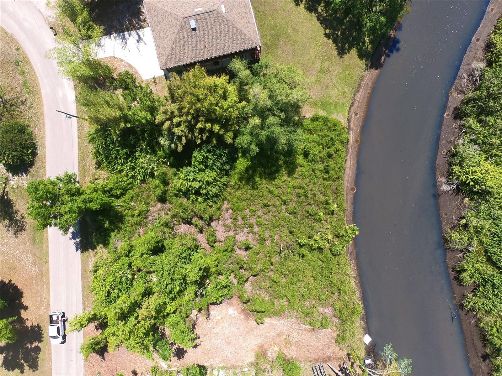 PEACE RIVER SHORES - Land