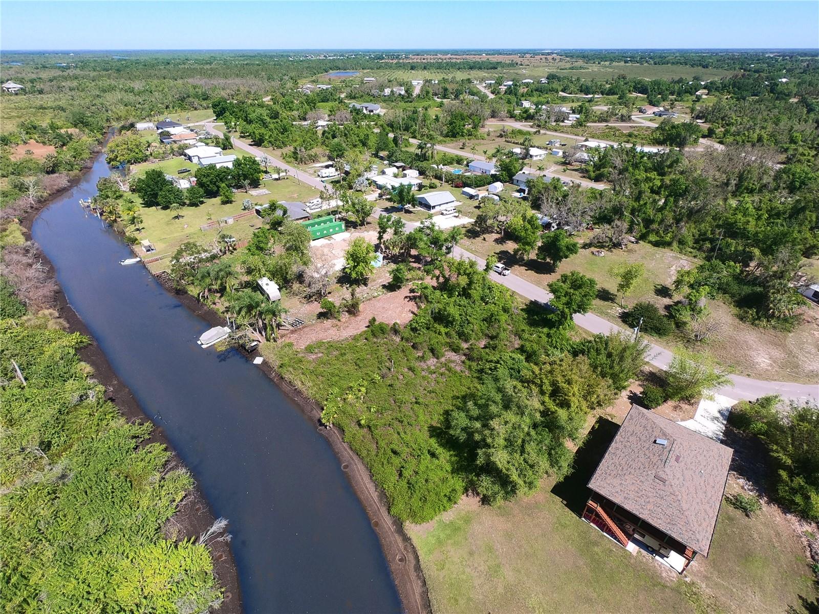 PEACE RIVER SHORES - Land