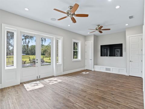 Tiny photo for 402 SW 127th Place, Ocala, FL 34473 (MLS # OM702468)