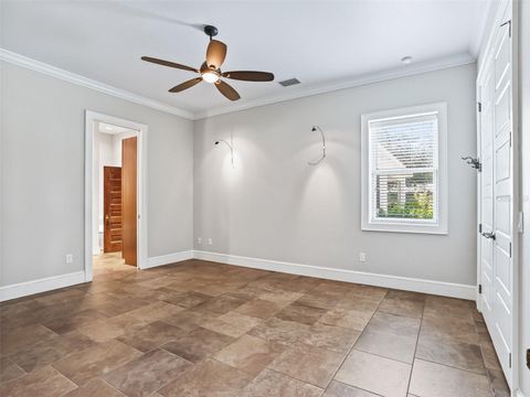 Tiny photo for 402 SW 127th Place, Ocala, FL 34473 (MLS # OM702468)