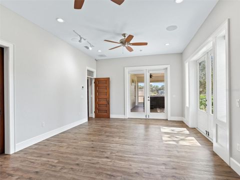 Tiny photo for 402 SW 127th Place, Ocala, FL 34473 (MLS # OM702468)