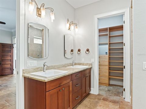 Tiny photo for 402 SW 127th Place, Ocala, FL 34473 (MLS # OM702468)