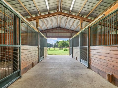 Tiny photo for 402 SW 127th Place, Ocala, FL 34473 (MLS # OM702468)