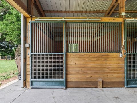 Tiny photo for 402 SW 127th Place, Ocala, FL 34473 (MLS # OM702468)