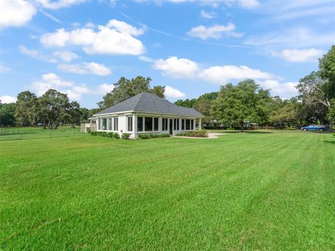 Tiny photo for 402 SW 127th Place, Ocala, FL 34473 (MLS # OM702468)