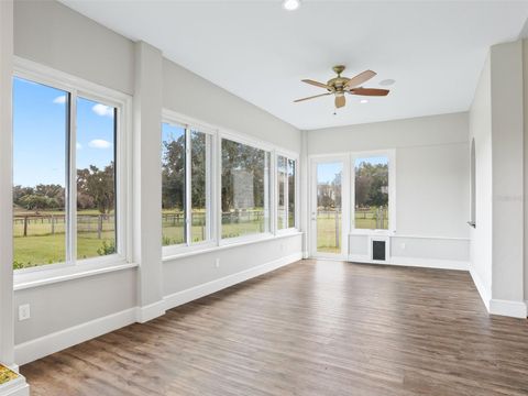 Tiny photo for 402 SW 127th Place, Ocala, FL 34473 (MLS # OM702468)