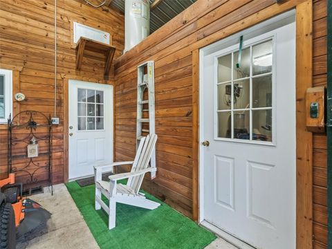 Tiny photo for 402 SW 127th Place, Ocala, FL 34473 (MLS # OM702468)