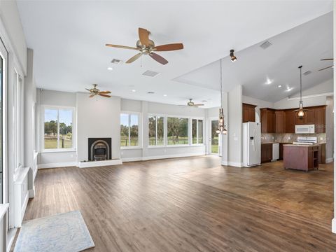 Tiny photo for 402 SW 127th Place, Ocala, FL 34473 (MLS # OM702468)