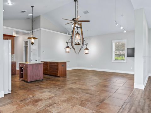 Tiny photo for 402 SW 127th Place, Ocala, FL 34473 (MLS # OM702468)