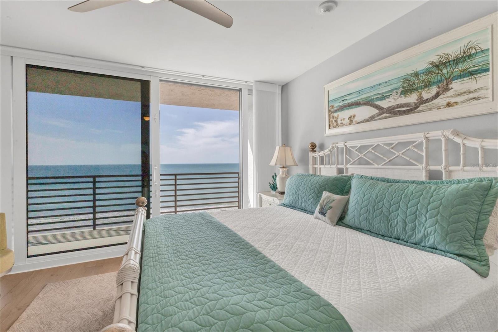 BEACHPLACE 1 - Residential