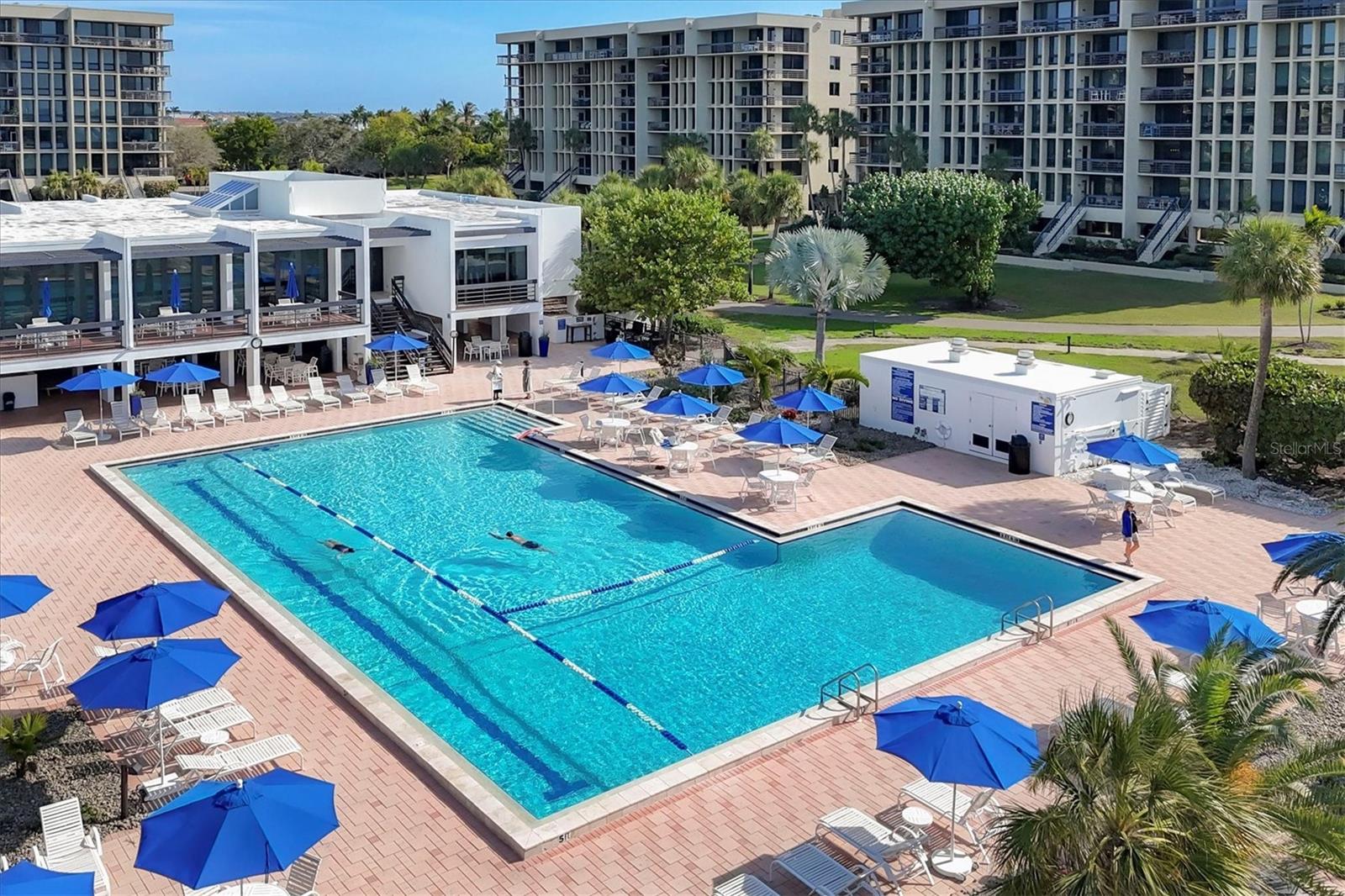 BEACHPLACE 1 - Residential