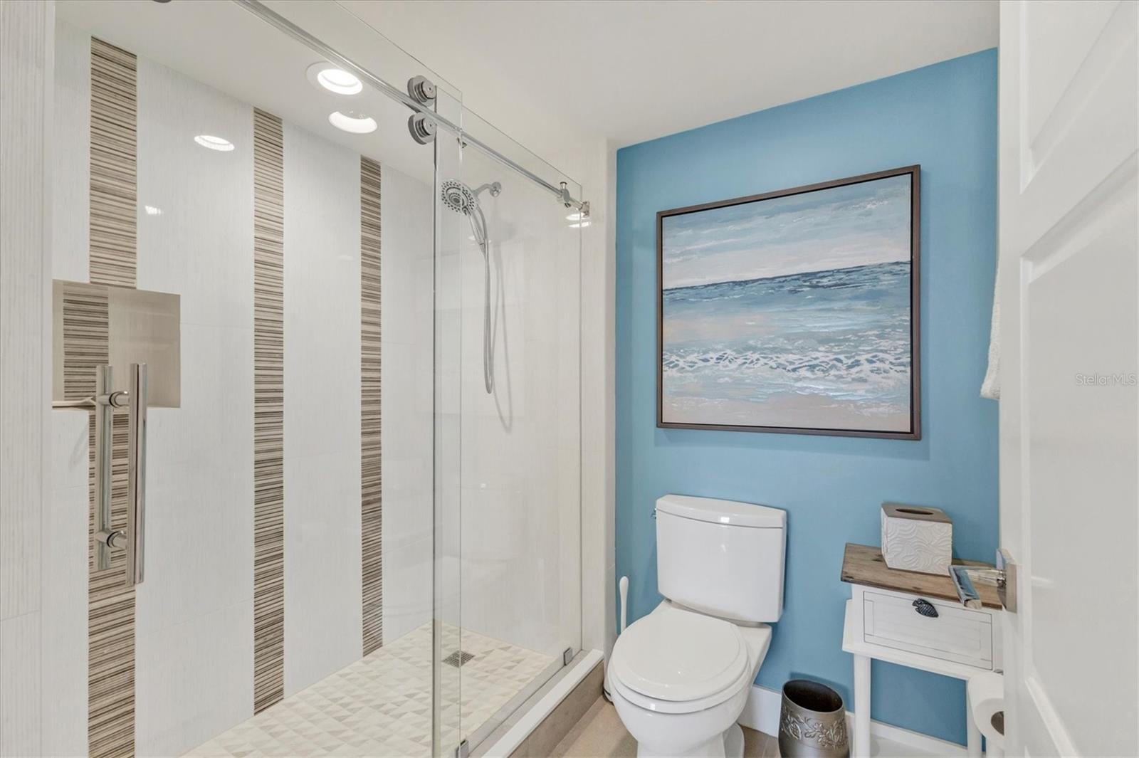 BEACHPLACE 1 - Residential