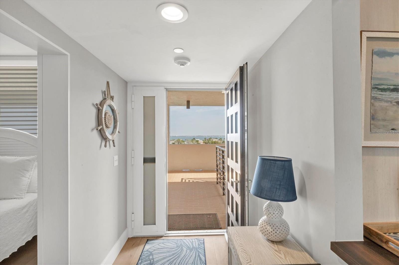 BEACHPLACE 1 - Residential