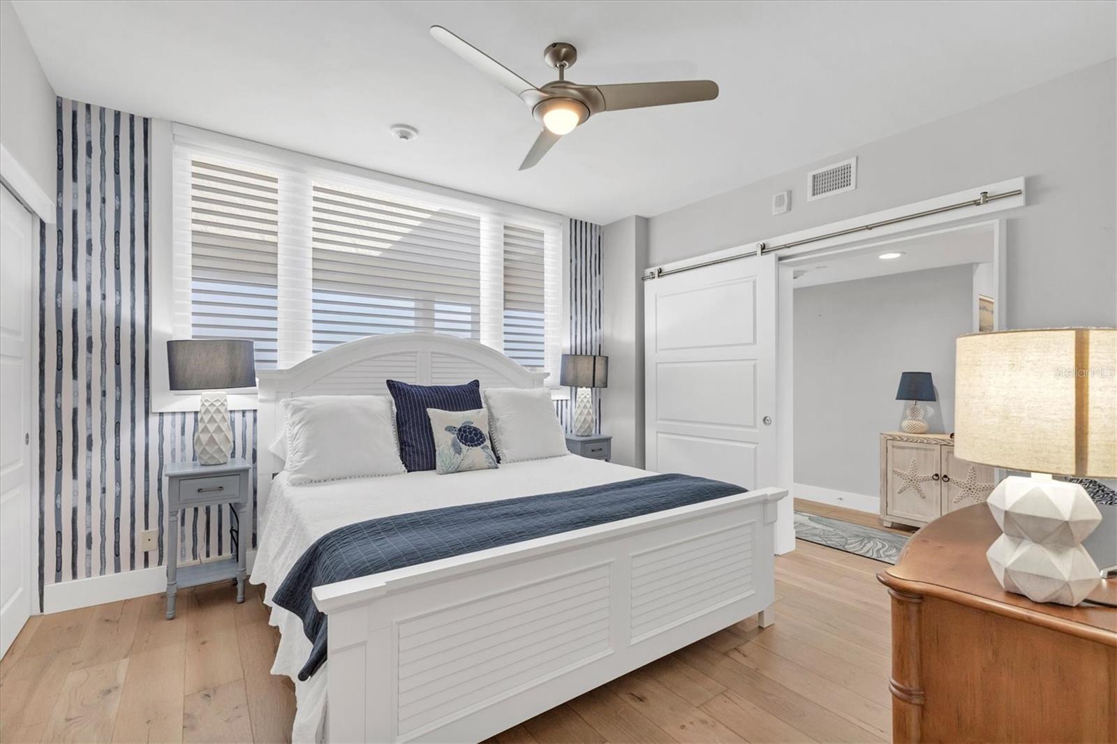 BEACHPLACE 1 - Residential