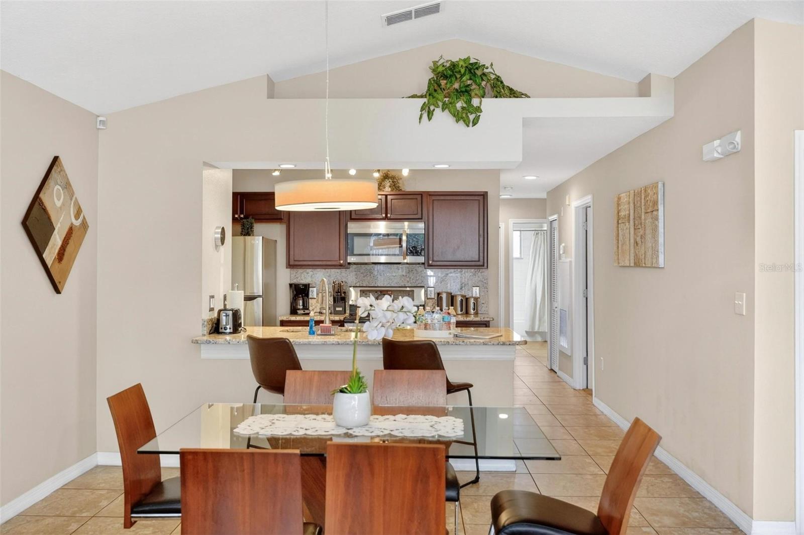 VILLAS AT ISLAND CLUB PH 9 - Residential