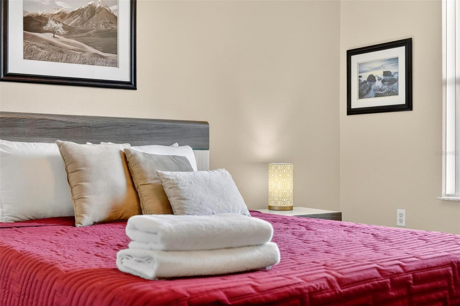 VILLAS AT ISLAND CLUB PH 9 - Residential