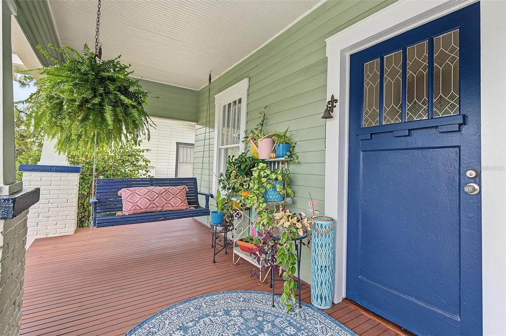 Photo of 809 E Flora Street, Tampa, FL 33604 (MLS # TB8554632)