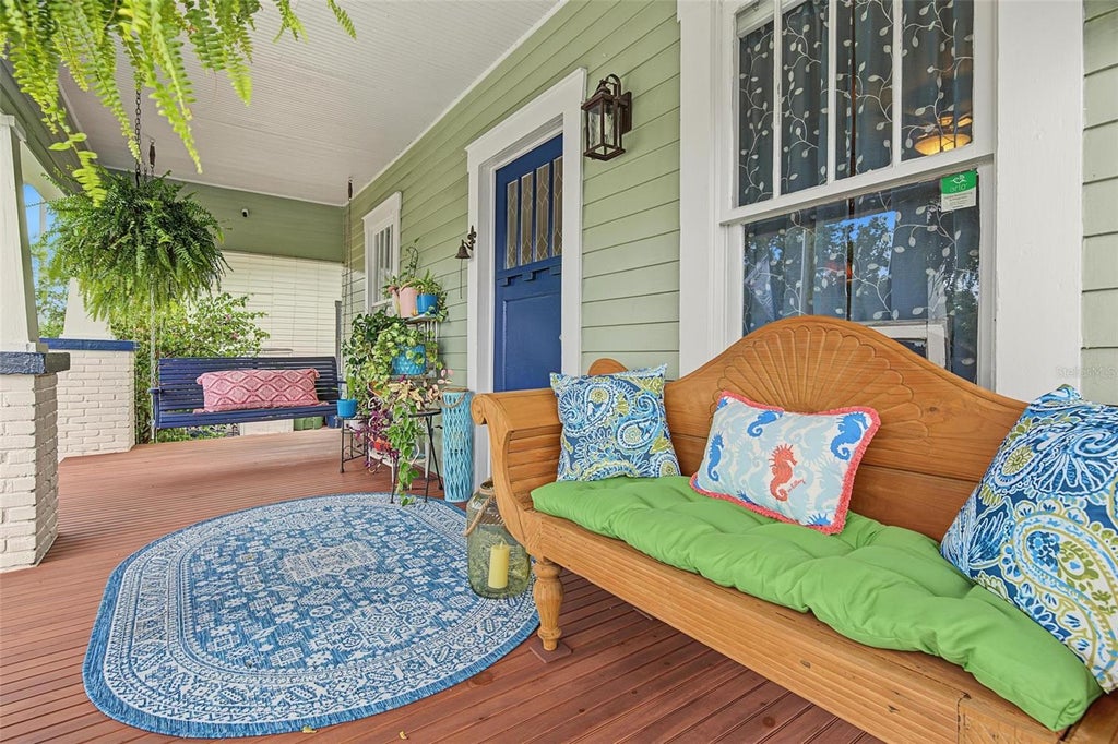 Photo of 809 E Flora Street, Tampa, FL 33604 (MLS # TB8554632)