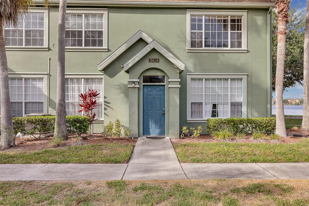 Photo of 9414 Lake Chase Island Way #9414, Tampa, FL 33626 (MLS # TB8551340)