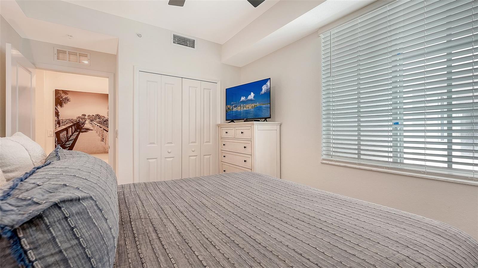 WELLEN PARK GOLF & COUNTRY CLUB - Residential Lease