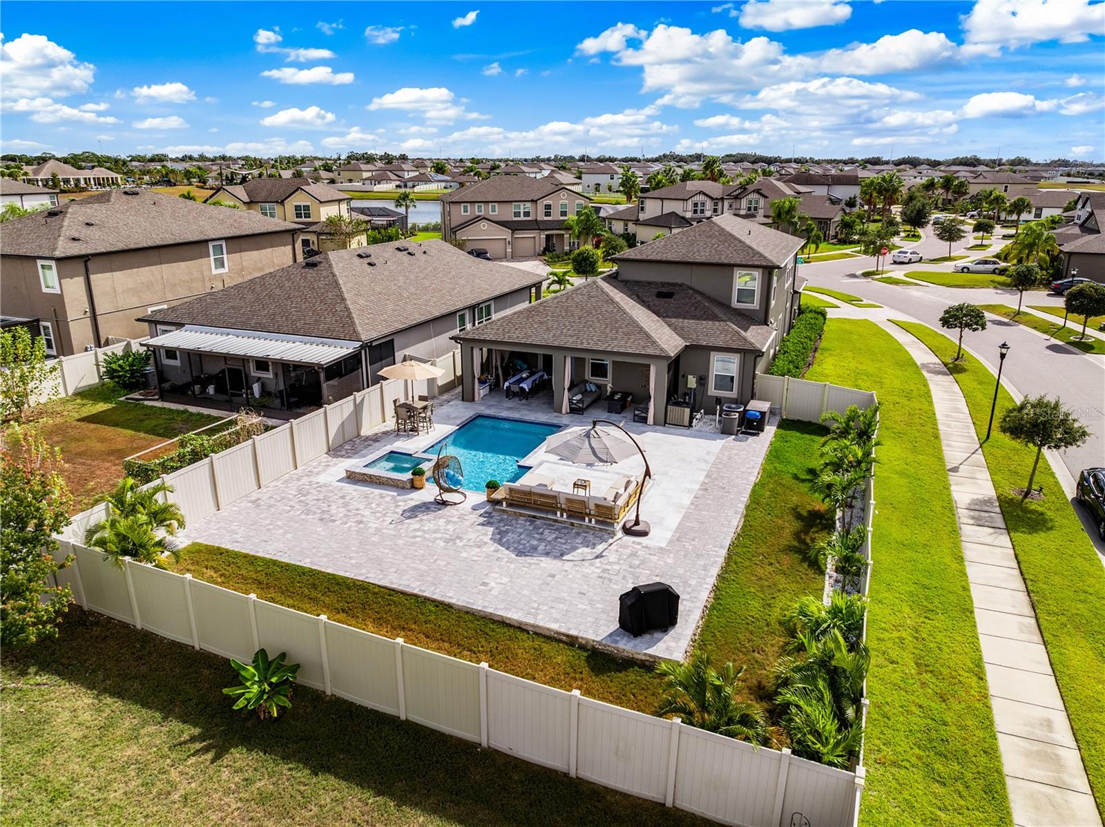 VENTANA GRVS PH I - Residential