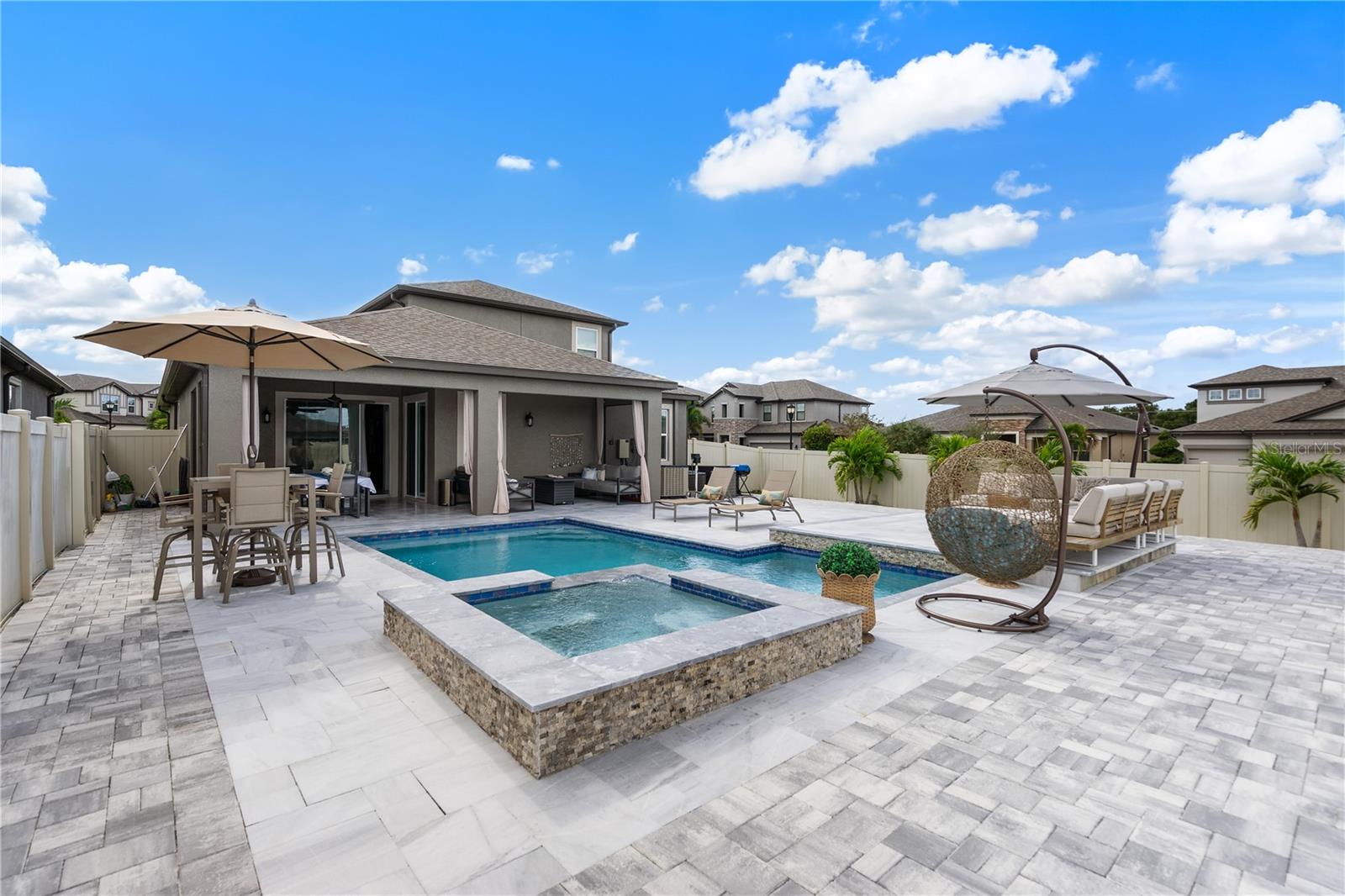 VENTANA GRVS PH I - Residential